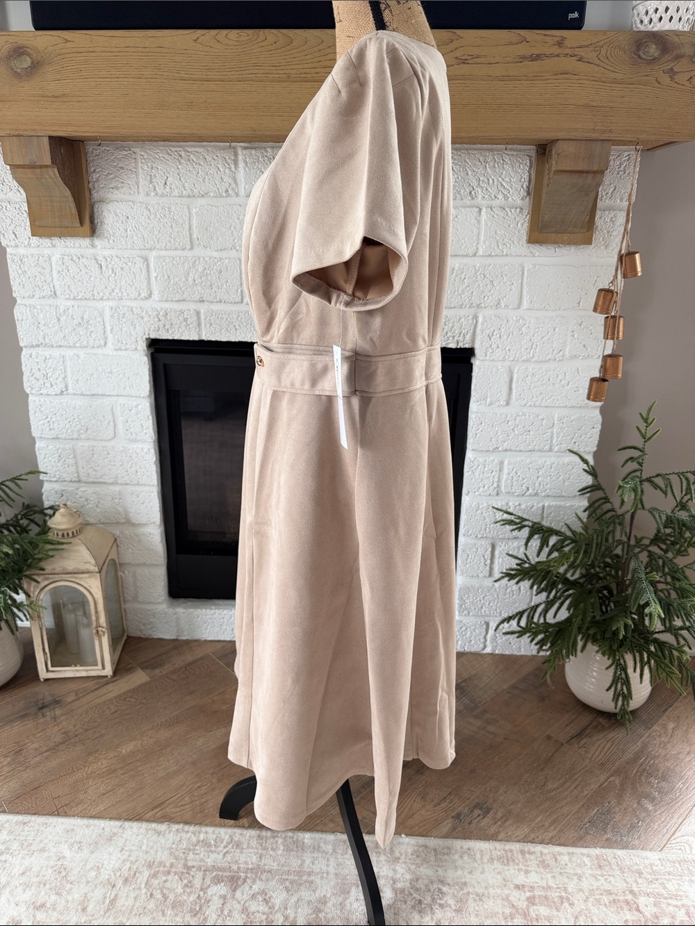 London Times Beige Short-Sleeve Midi Dress with Waist Tab - Picture 3 of 6